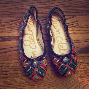 Sam Edelman size 8.5 embroidered flats